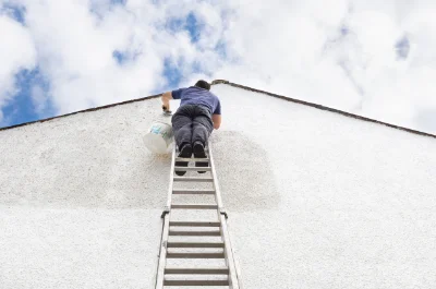 Peinture extérieure à Hénonville — façades et ravalement